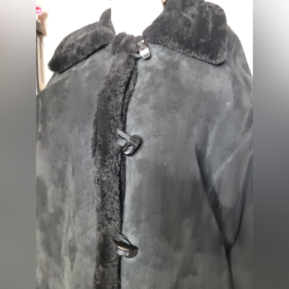 Vintage Danier Natural Fur Black Shearling Coat - Picture 7 of 17